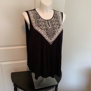 Green Envelope 2X Embroidered Black Top